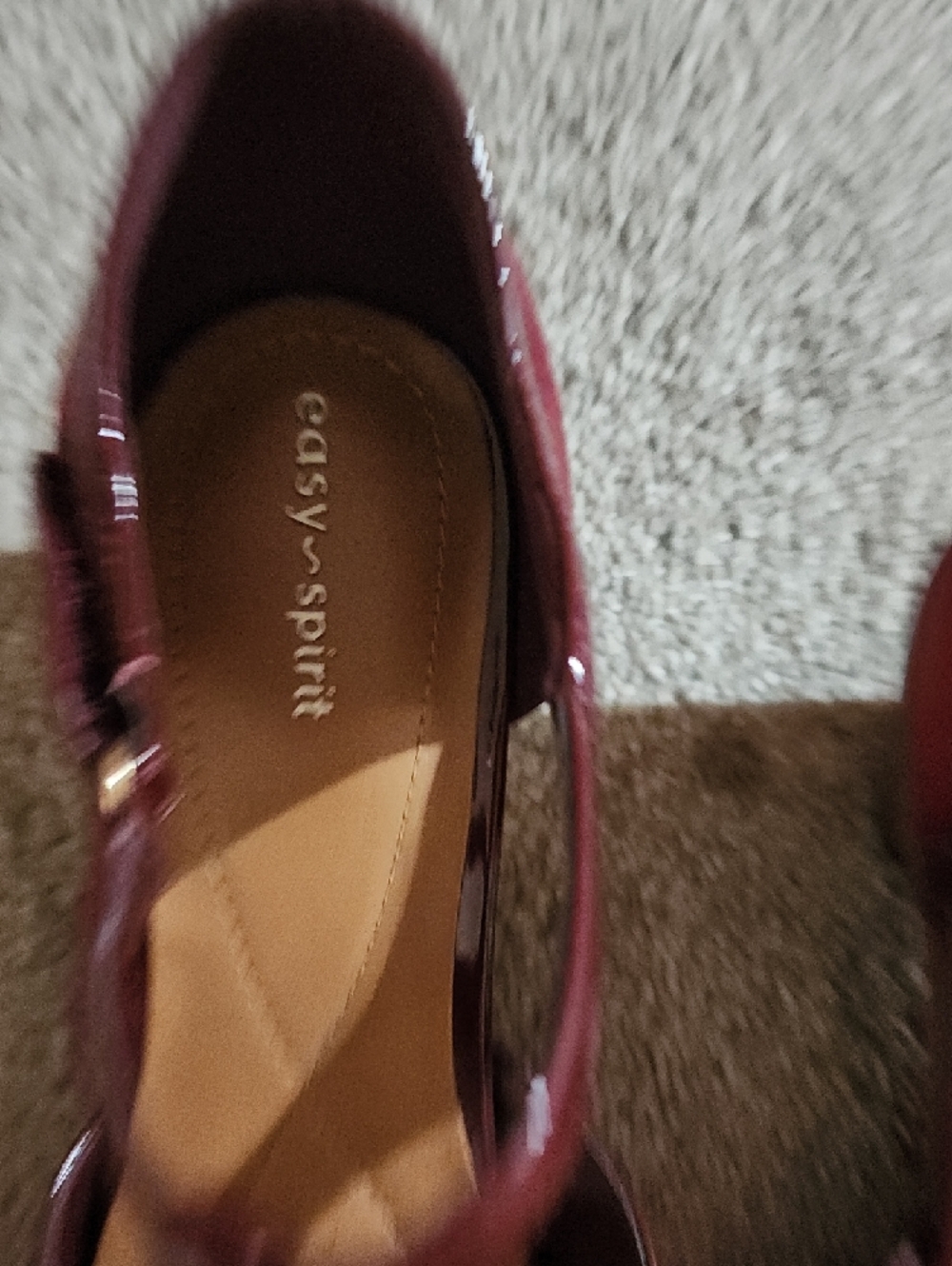 Easy Spirit Women's Burgundy Suede T-Strap Heels - Picture 3 of 3